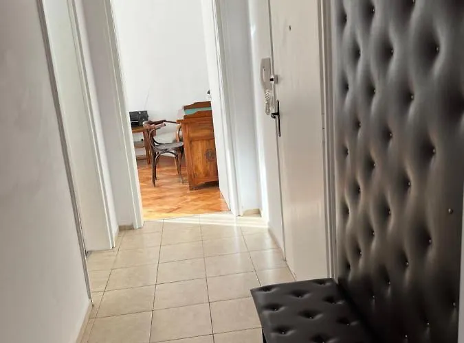 Appartement August 11 *